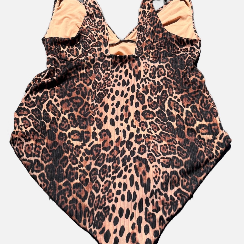 ASOS Maternity Leopard Print One Piece NWOT - Picture 5 of 13